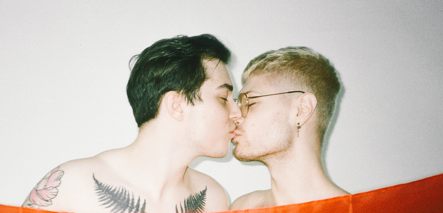 Bi-curious: What is it? Explained by a Sex Coach.0. 1