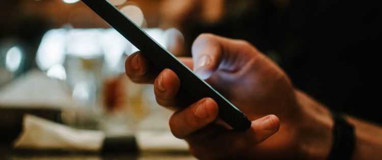 How to Date via Video. Six Etiquette Rules.0. 1