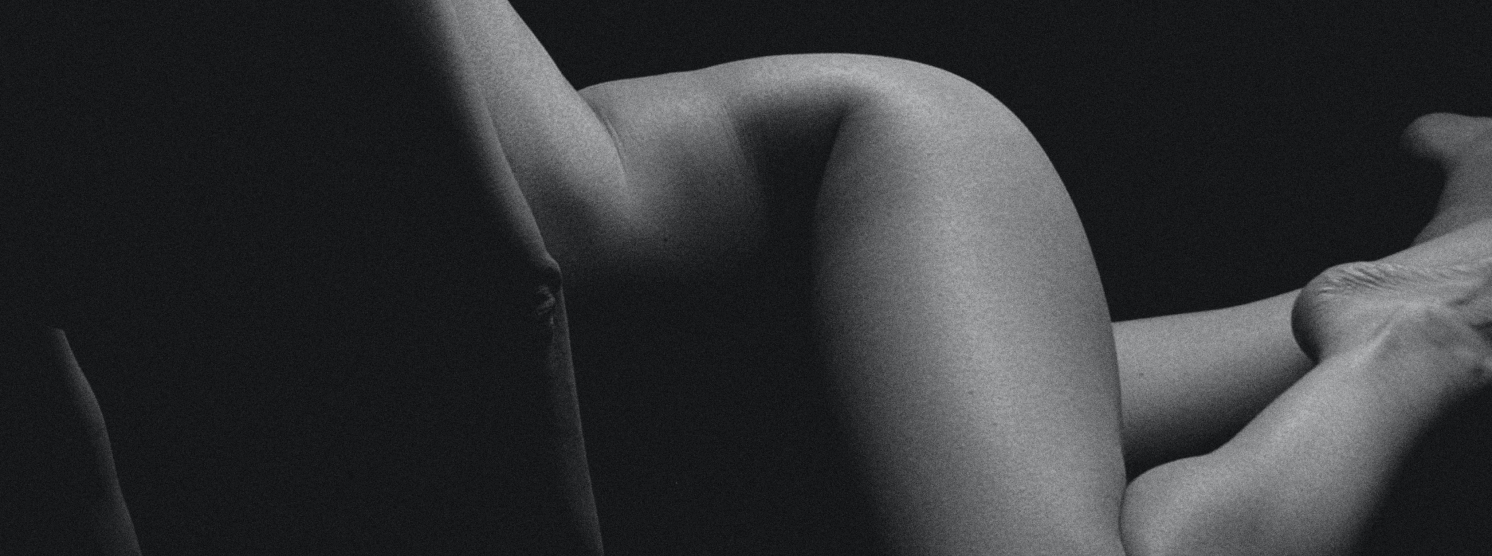 Pourquoi les jeunes hommes aiment-ils les femmes mûres et vice versa ?.0. 1