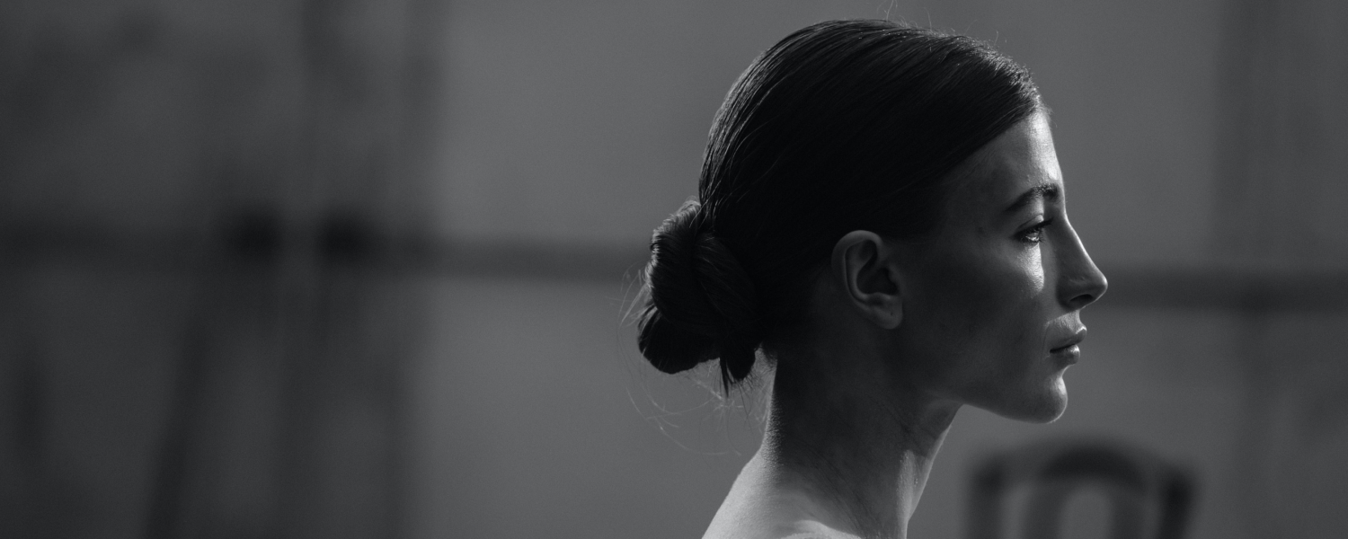 How to Take a Relationship Slow — 5 Easy Steps.1. 1