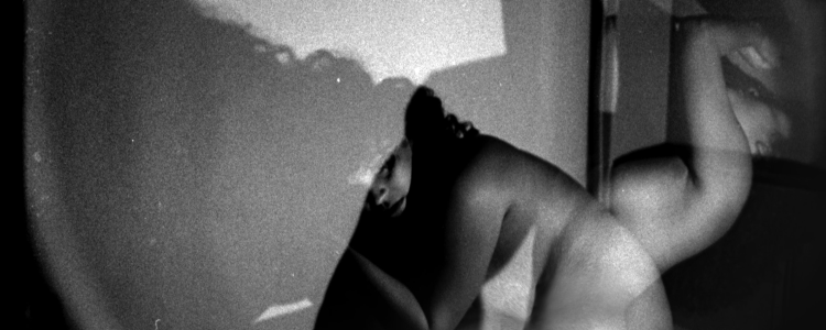 5 Signs Your Relationship is Toxic.2. 1